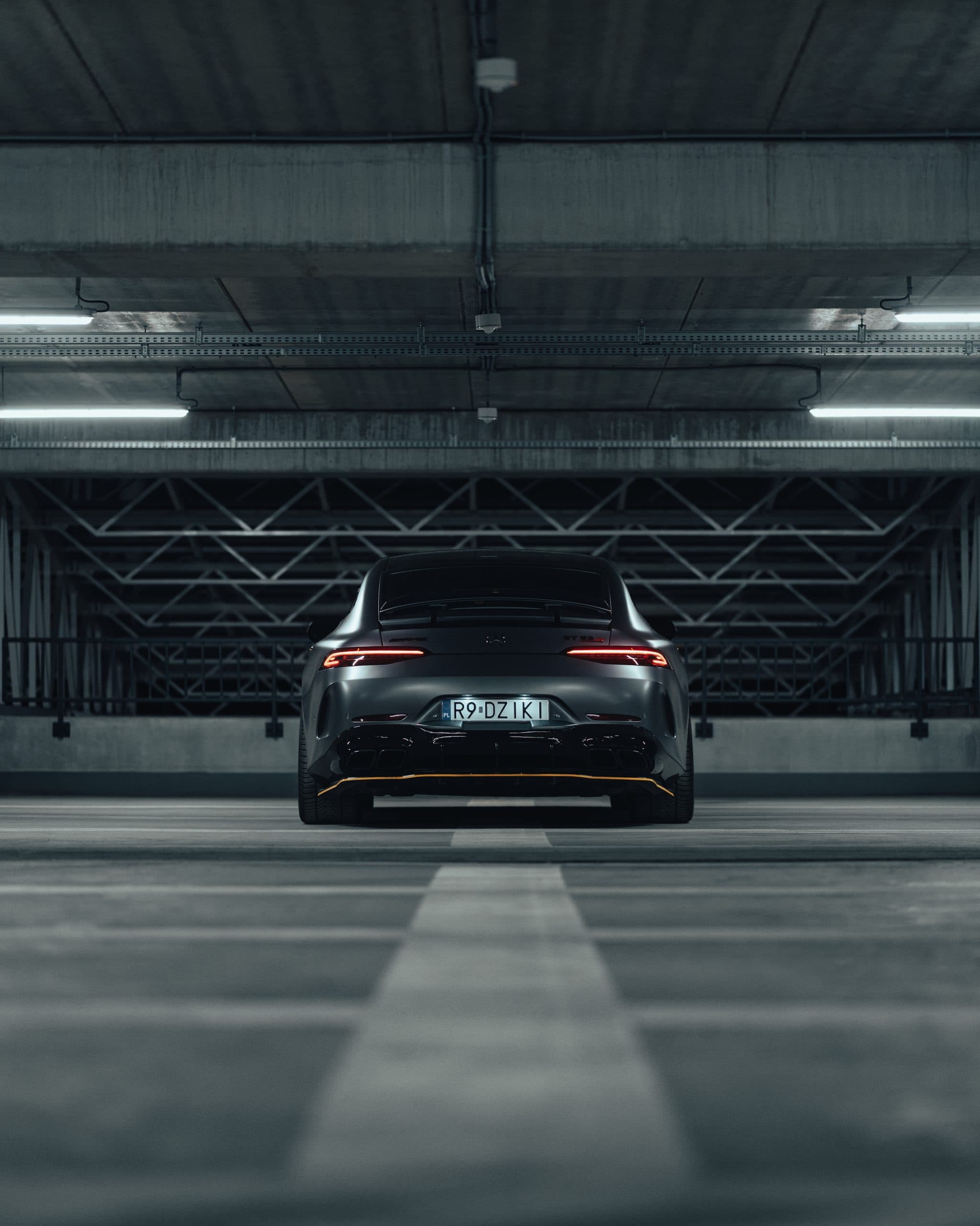 Mercedes-AMG GT63s - zdjęcie 3