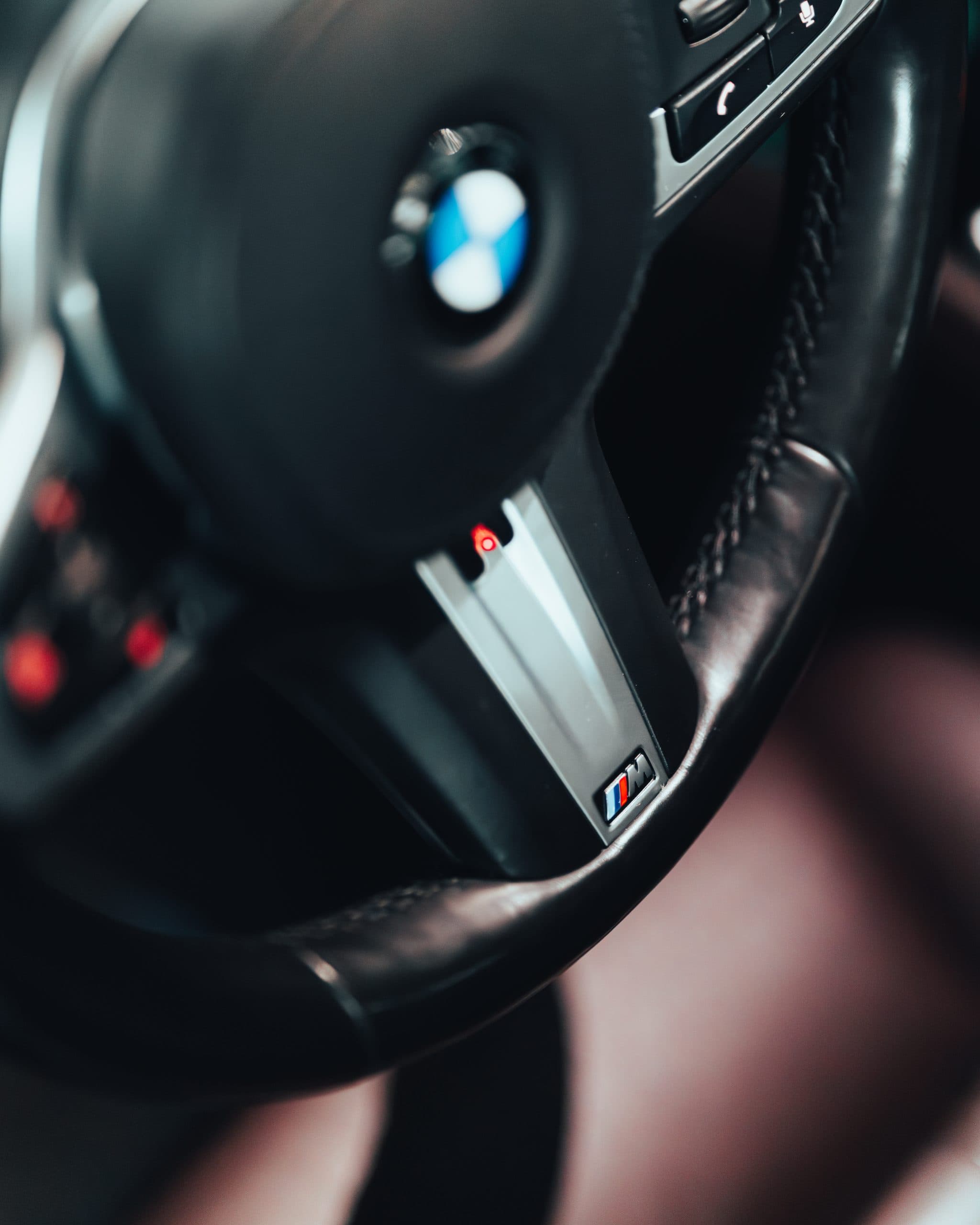 BMW M550i 700 KM - zdjęcie 4