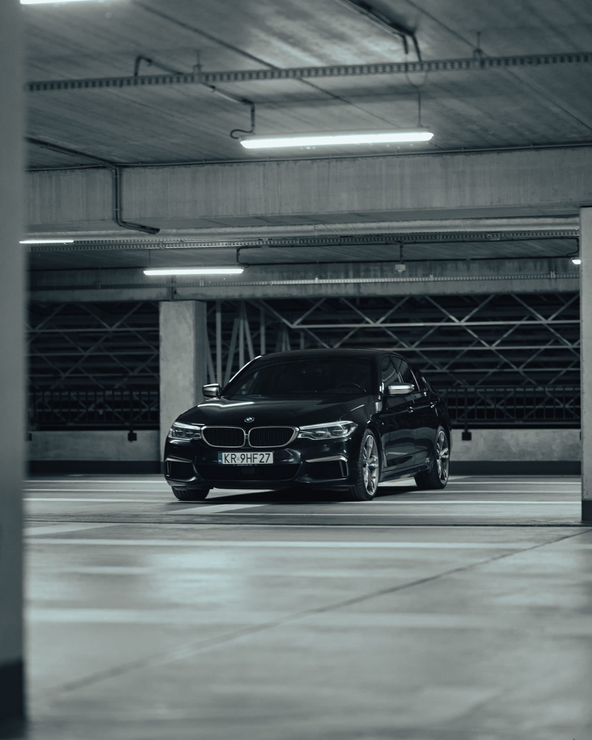 BMW M550i - zdjęcie 9